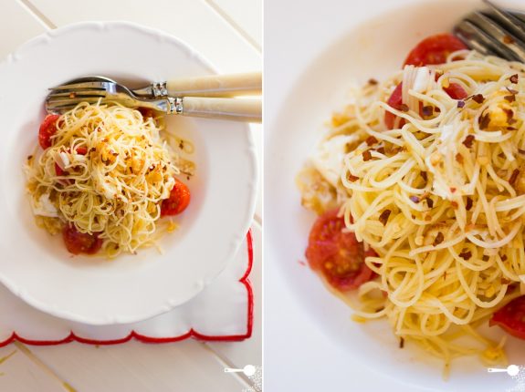 Meatless Monday: Fried Egg, Chilli and Tomato Spaghetti