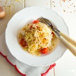 Meatless Monday: Fried Egg, Chilli and Tomato Spaghetti