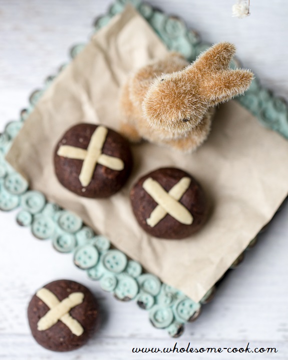Sugar-free Easter Hot Cross Bun Truffles